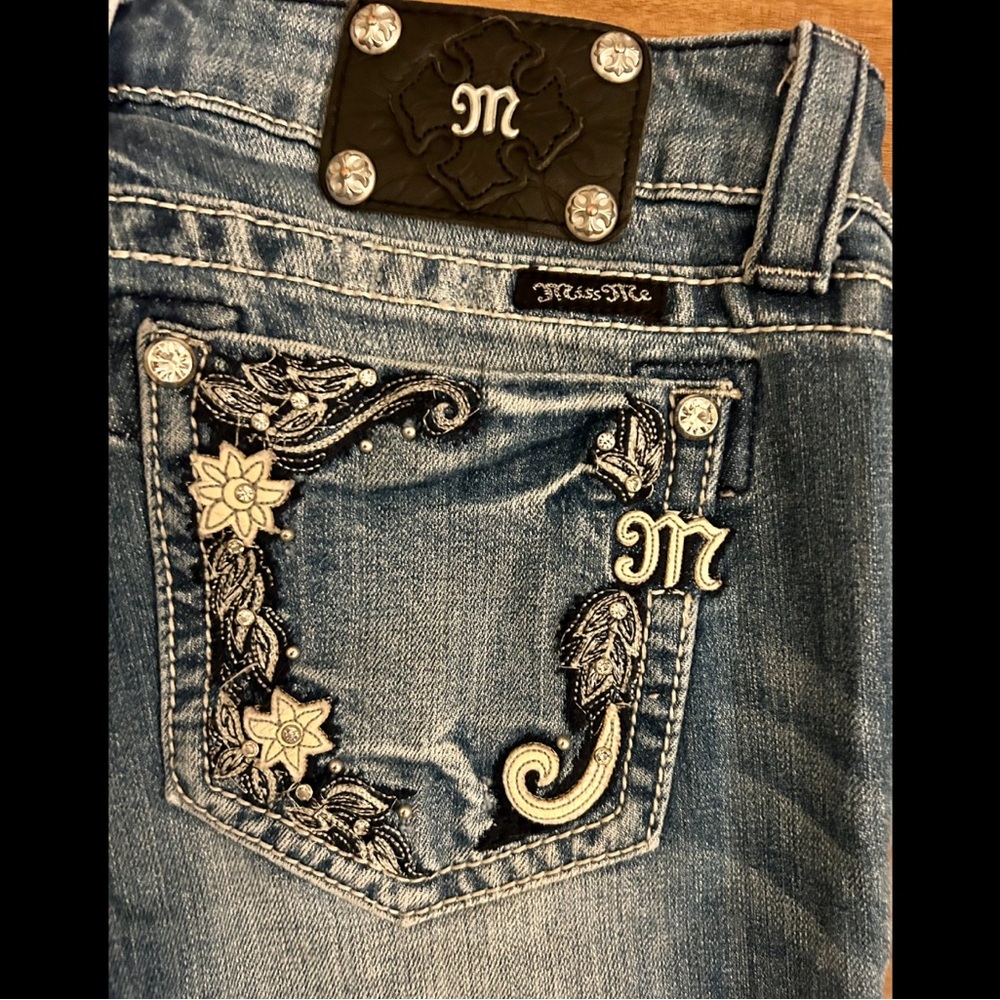 Sz 30 Miss Me bling rhinestone pretty floral JP5446B jeans flap pocket JP 5446B